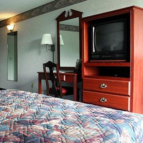 Magnuson Hotel Lawrenceville Room photo